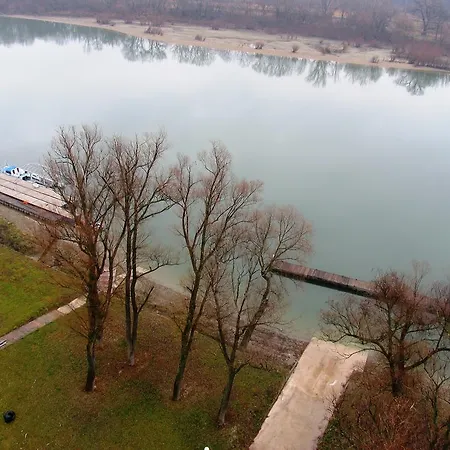 Waterfront 3* Szentendre